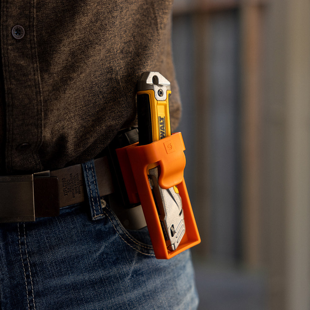 Utility knife Holster holding Knife.