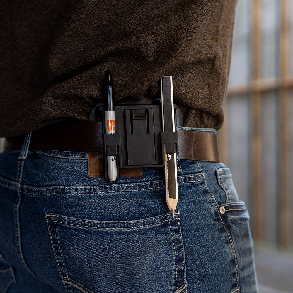 Toolbelt used for holding things.